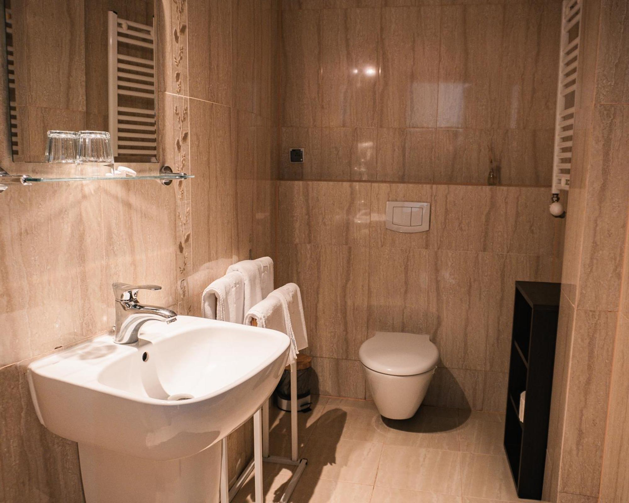 Hotel Korona ريبنيك المظهر الخارجي الصورة