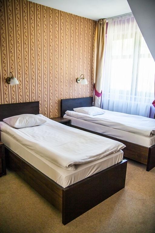 Hotel Korona ريبنيك الغرفة الصورة