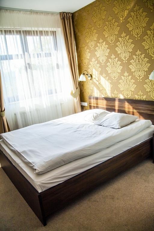Hotel Korona ريبنيك الغرفة الصورة